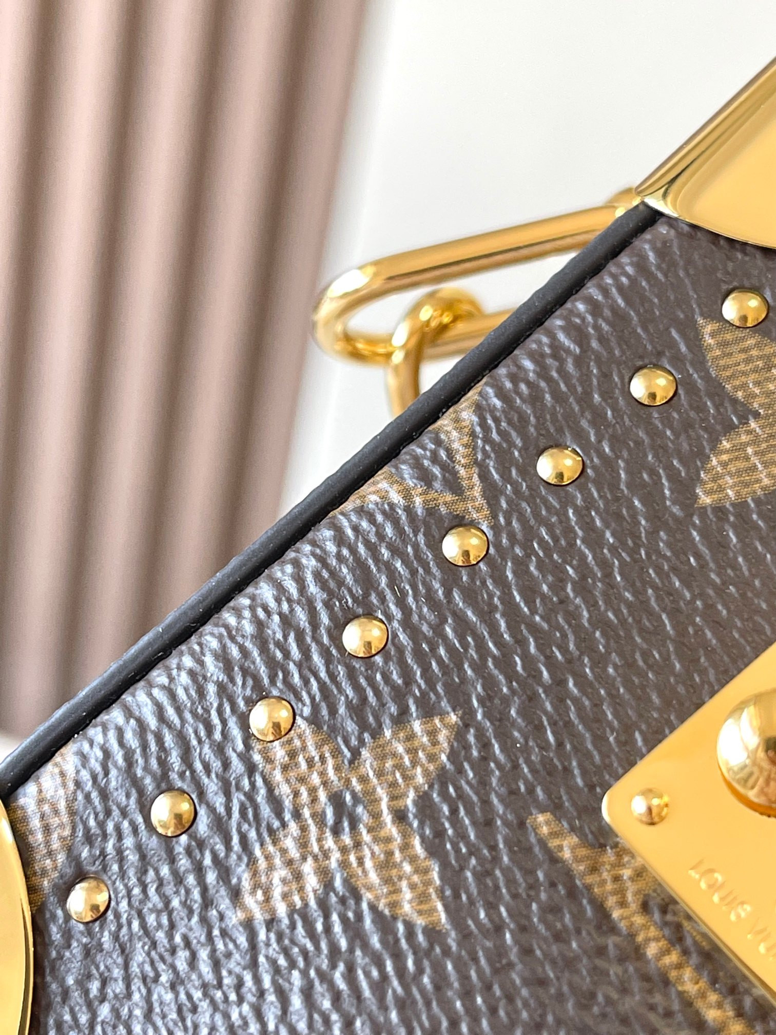 LV Slim Trunk M13147 12x4x23cm
