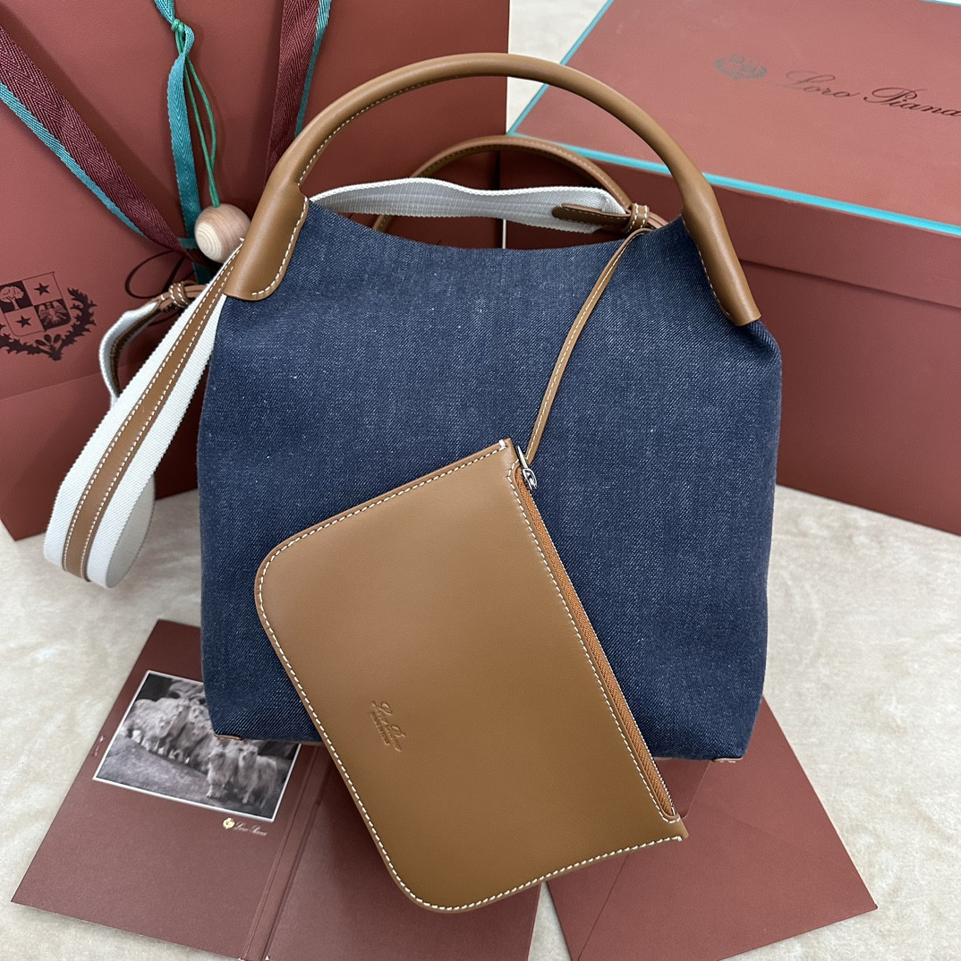 L**o p*ana large bale cotton bag 24x20x27cm