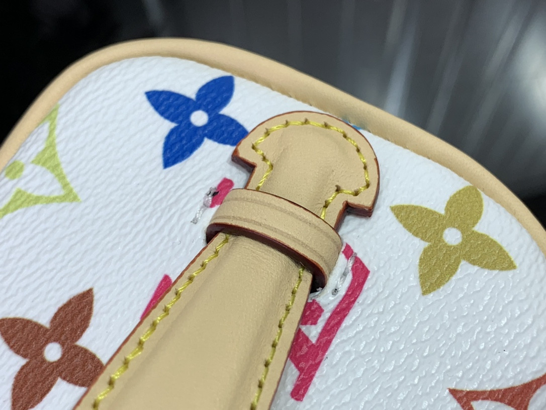 LV nice nano M14033 14x10.2x8.5cm