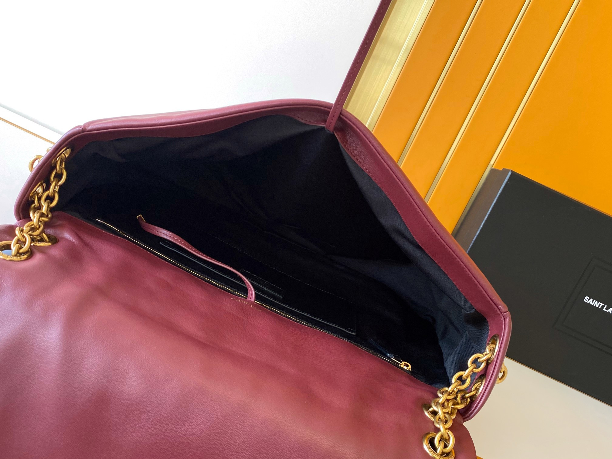 Y*L large jamie 4.3 in lambskin 43x29x9cm