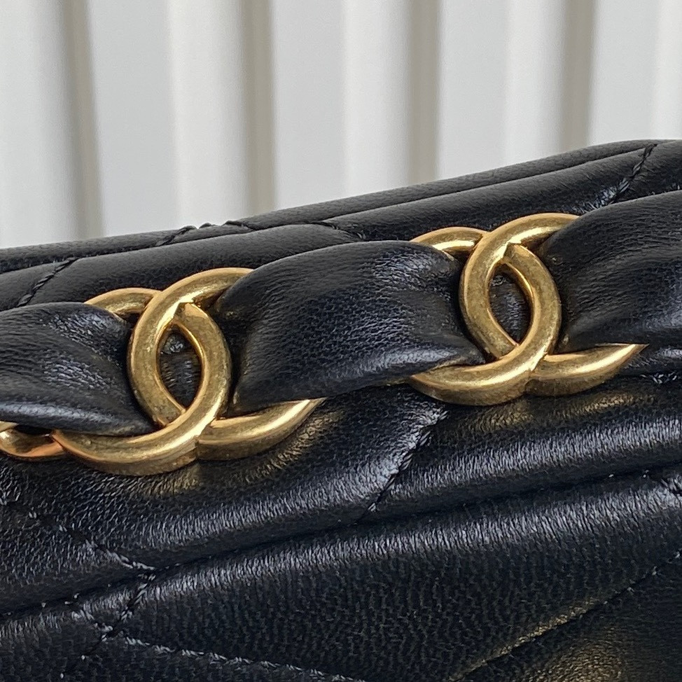 Ch*el mini flap bag 12×16×5cm