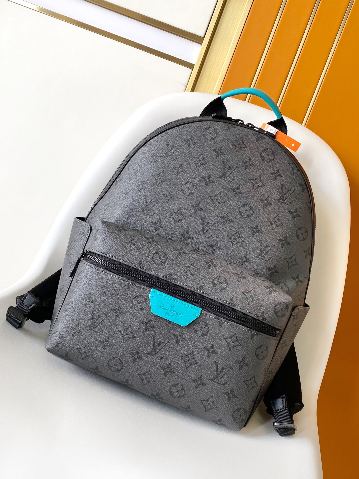 LV Discovery Backpack PM M11641 29 x 38 x 20CM