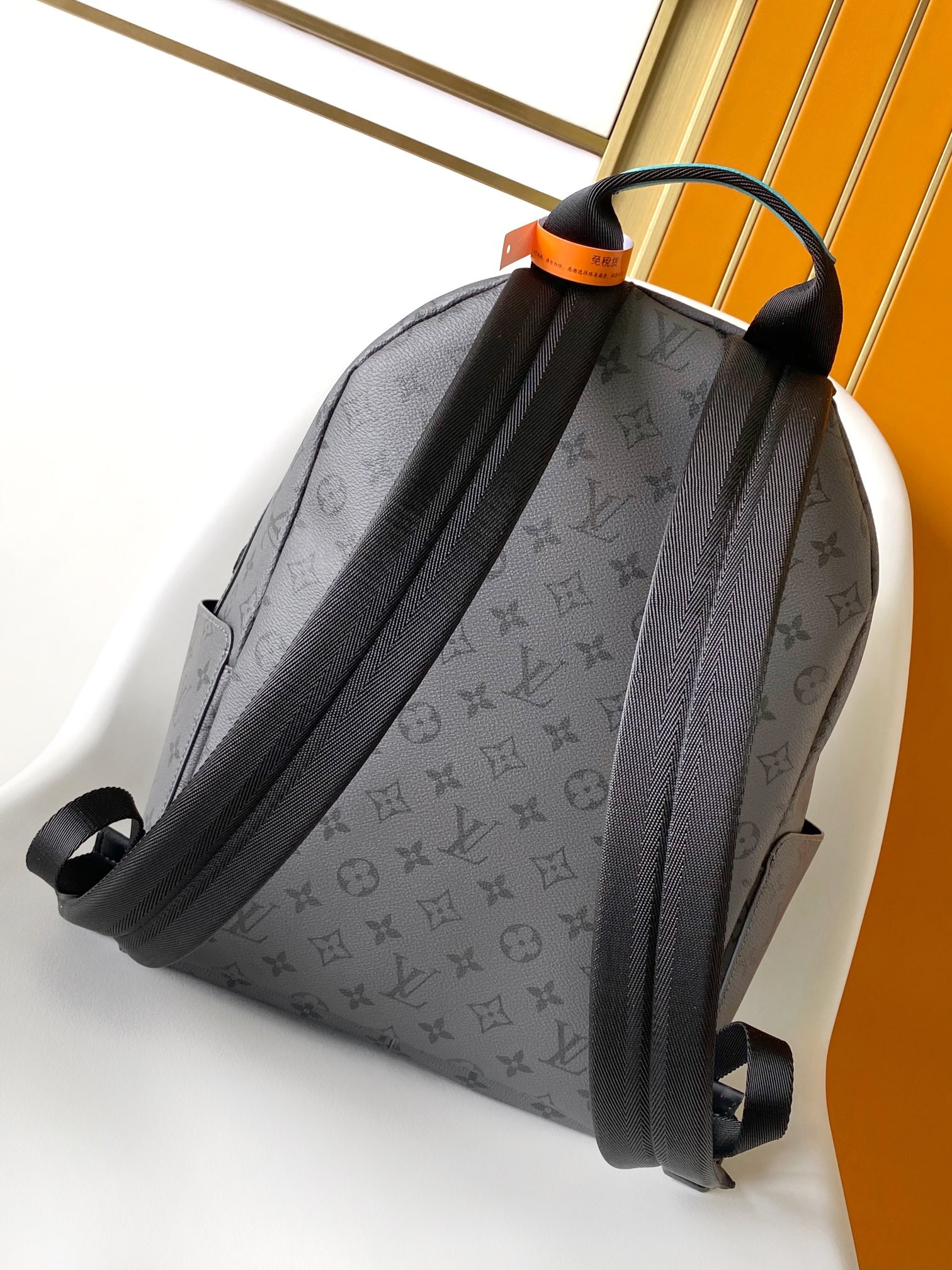LV Discovery Backpack PM M11641 29 x 38 x 20CM