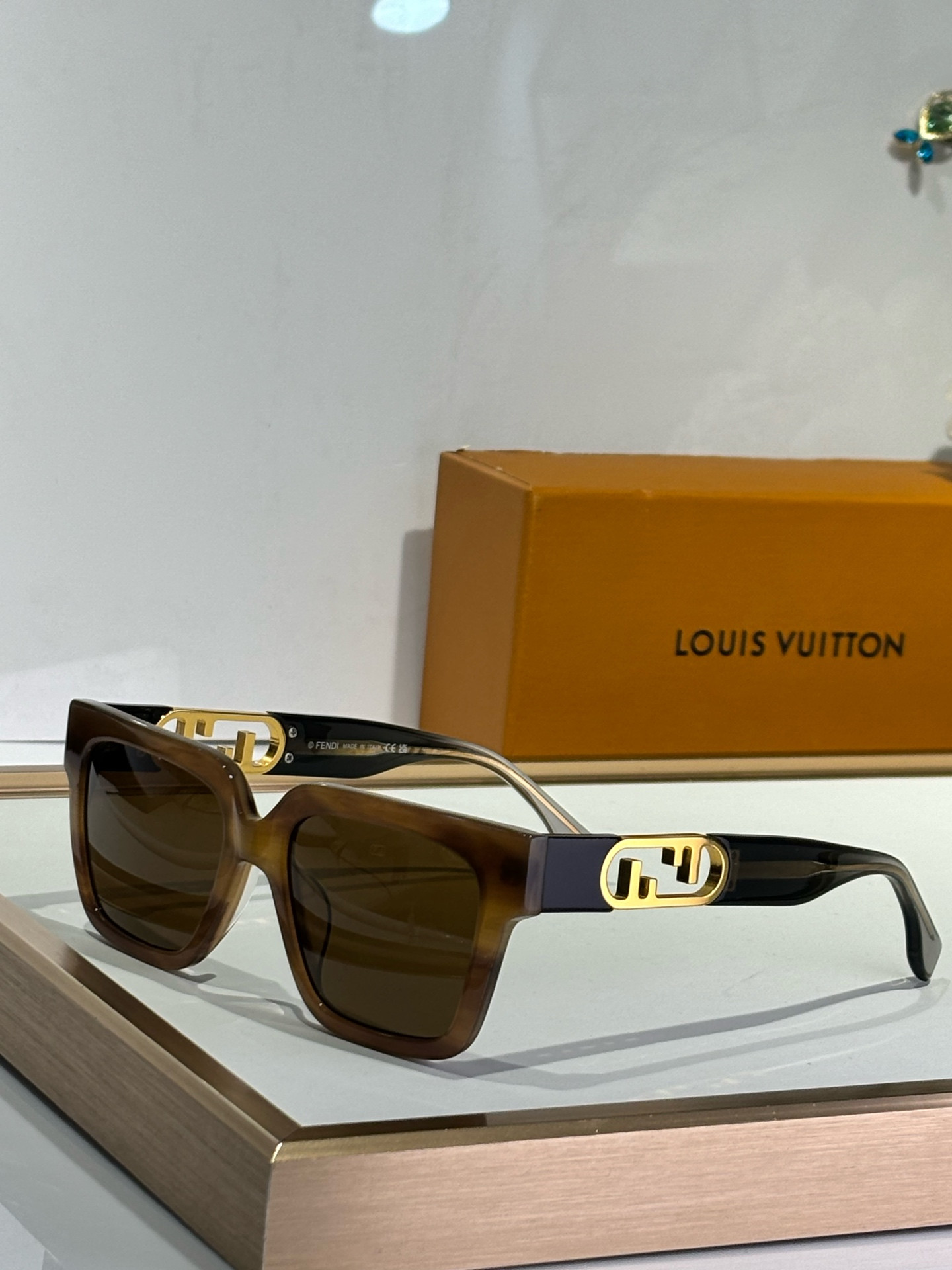 F**di glasses fe40180 51-19-145