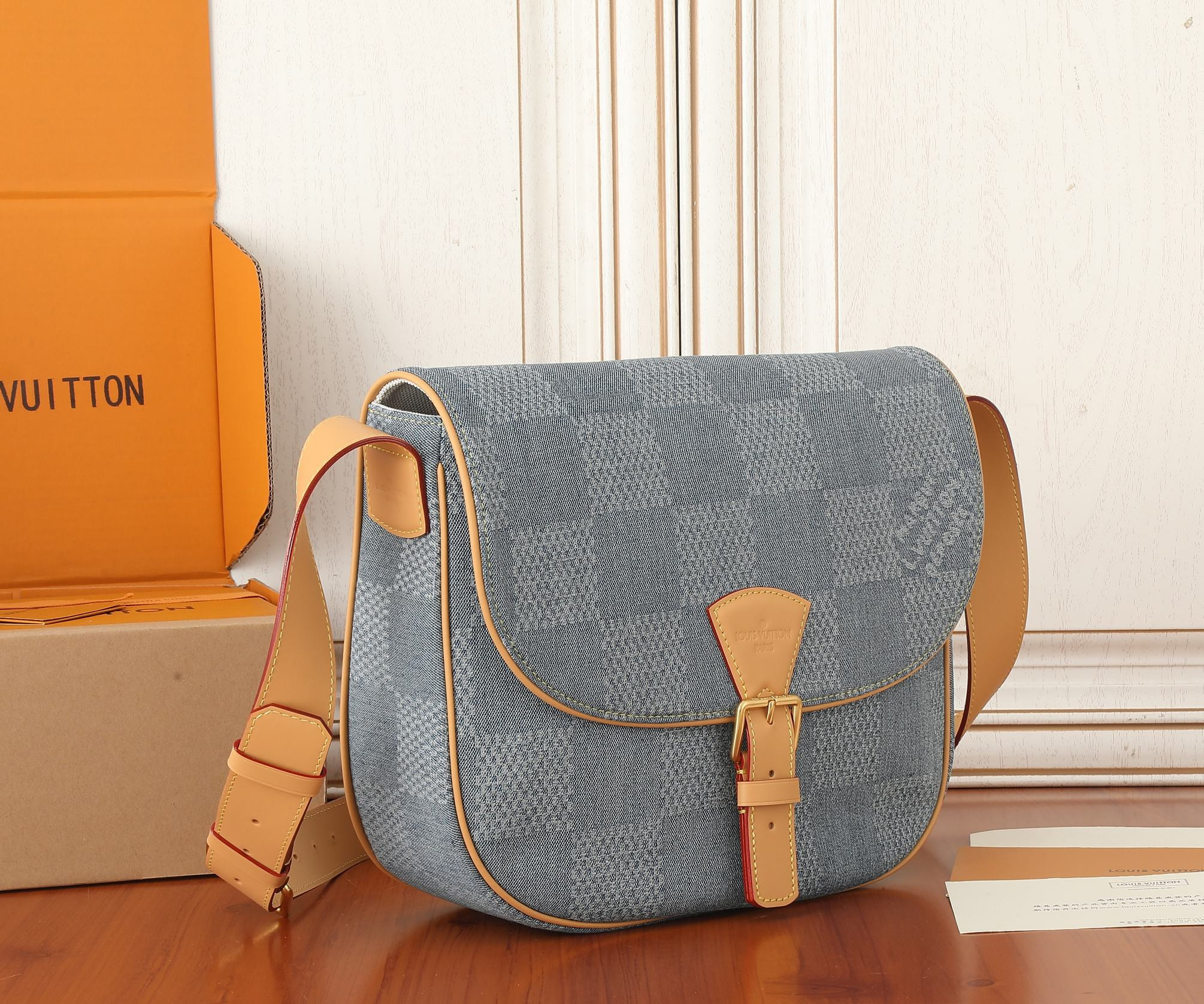 LV Montsouris Messenger MM N40743 35x29x12cm