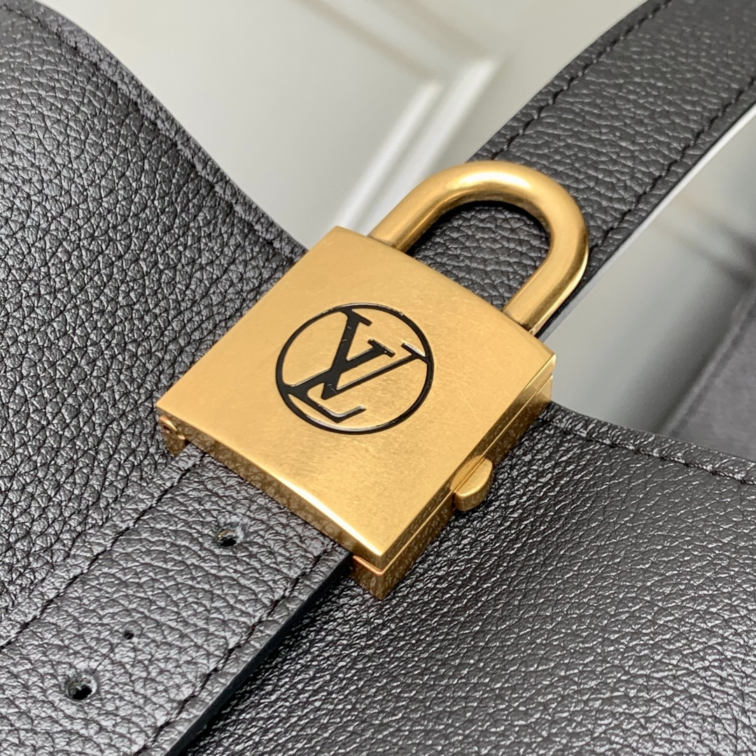 LV Low Key All In BB M25543 16x18x12cm