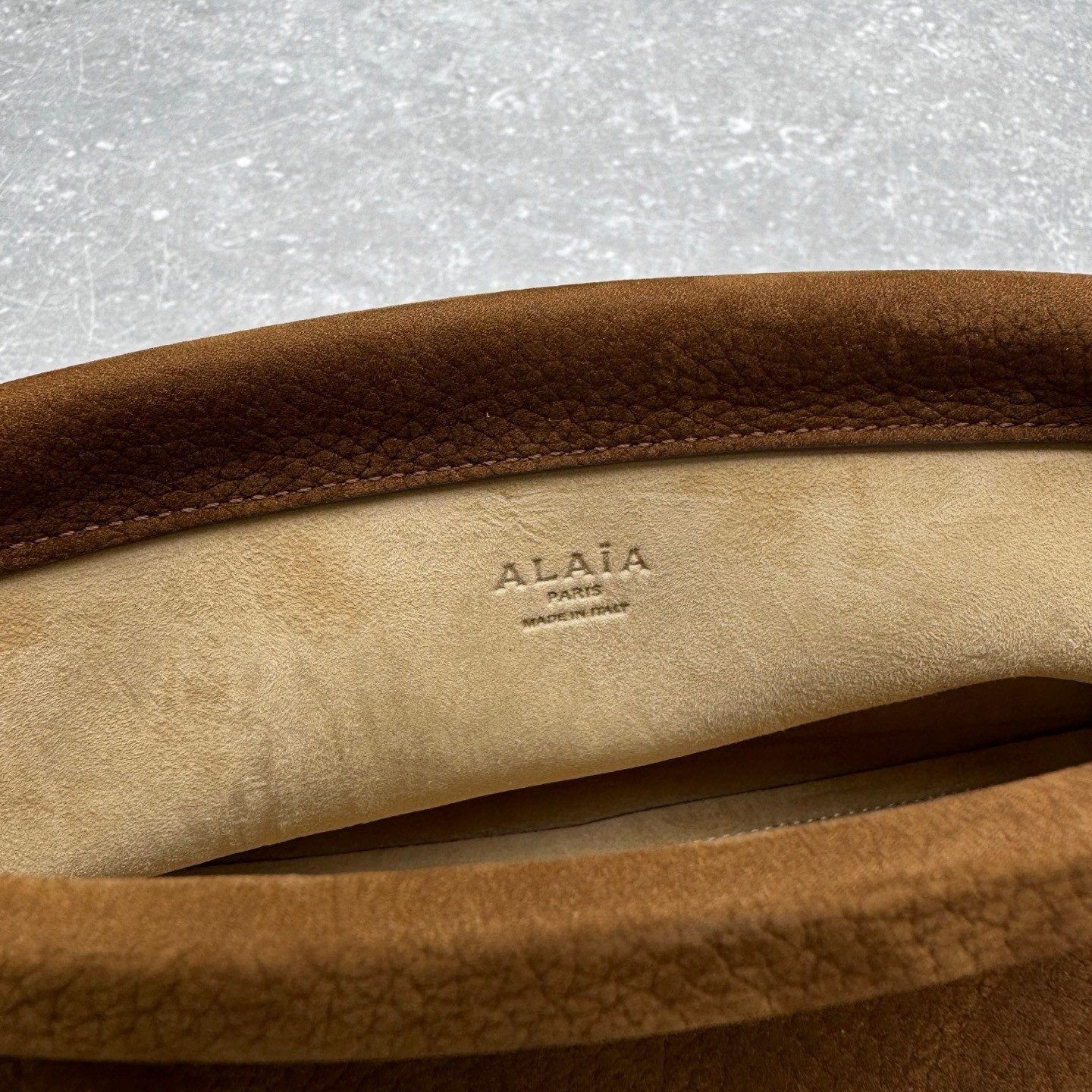 ALAÏA LE CLICK EAST WEST SMALL BAG 25x12.5x7cm