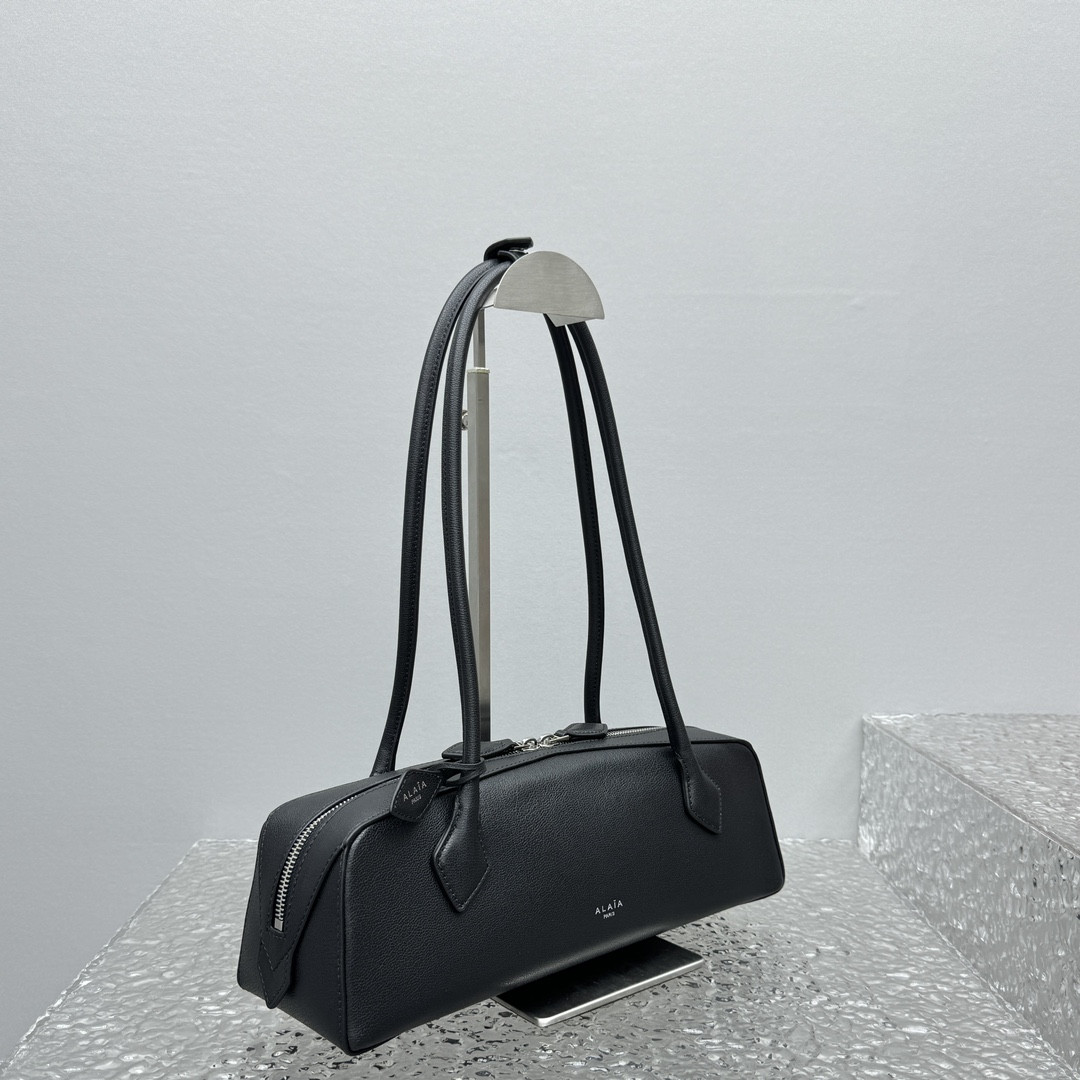 ALAÏA LE TECKEL MEDIUM BAG 33x11x10cm