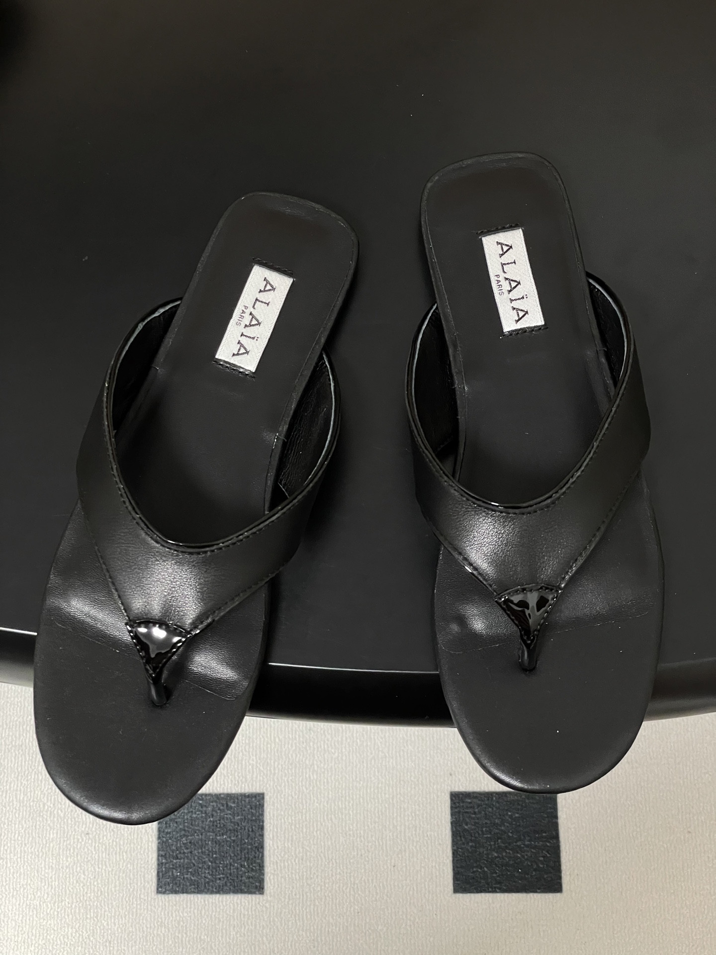 UA Alaia Triangle Flat Slides(Customized Size 7-10 days production time)