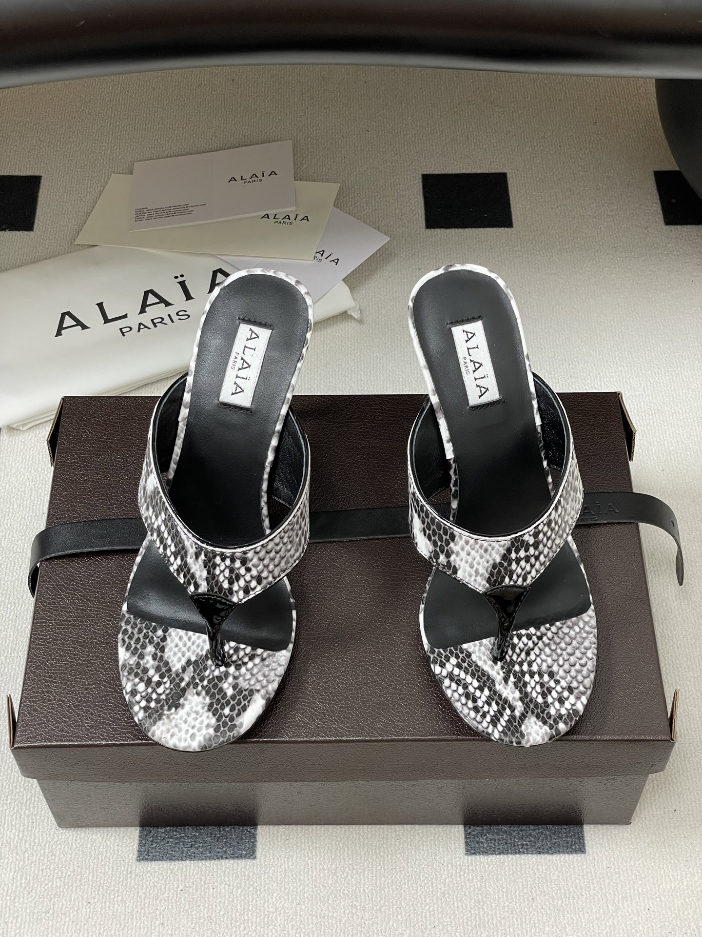 UA Alaia Triangle Flat Slides 9cm Heel(Customized Size 7-10 days production time)