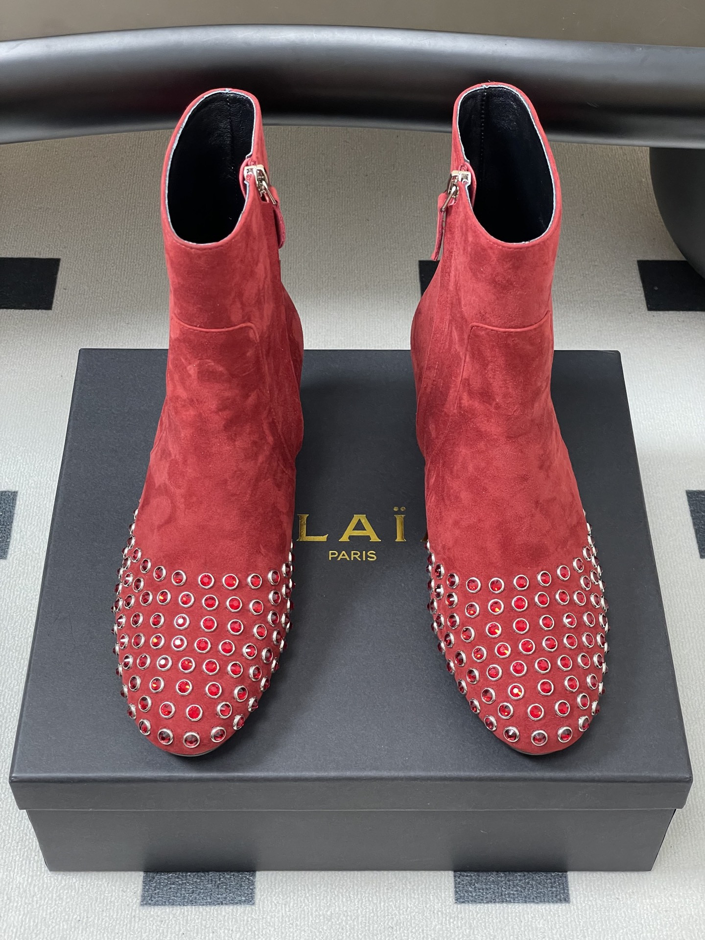ua alaia crystal Di*m*nd boots 5.5cm heel(customized size 7-10 days production time)