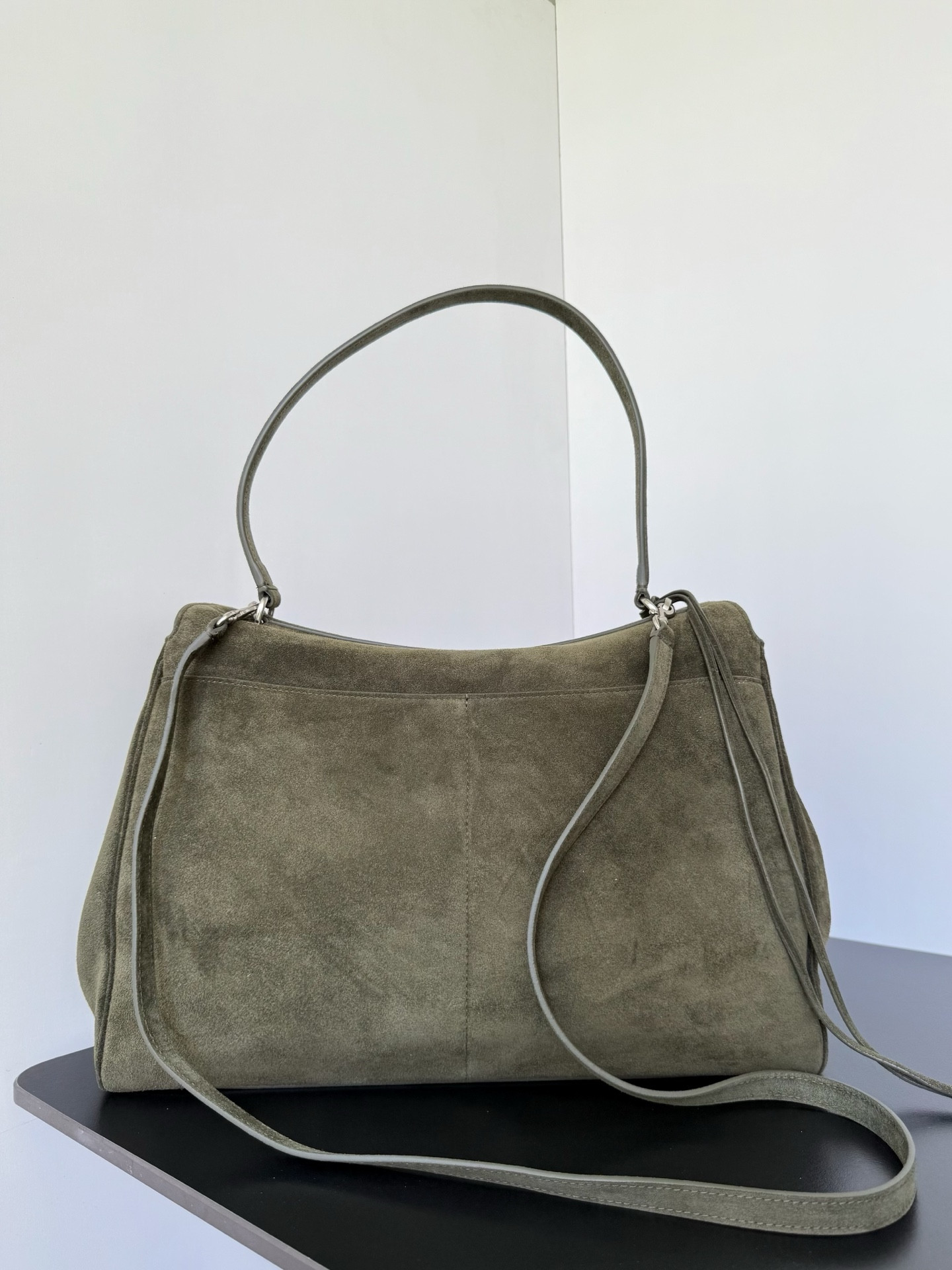 Ba*len*cia*ga rodeo large 39.8x29.9x12.9cm