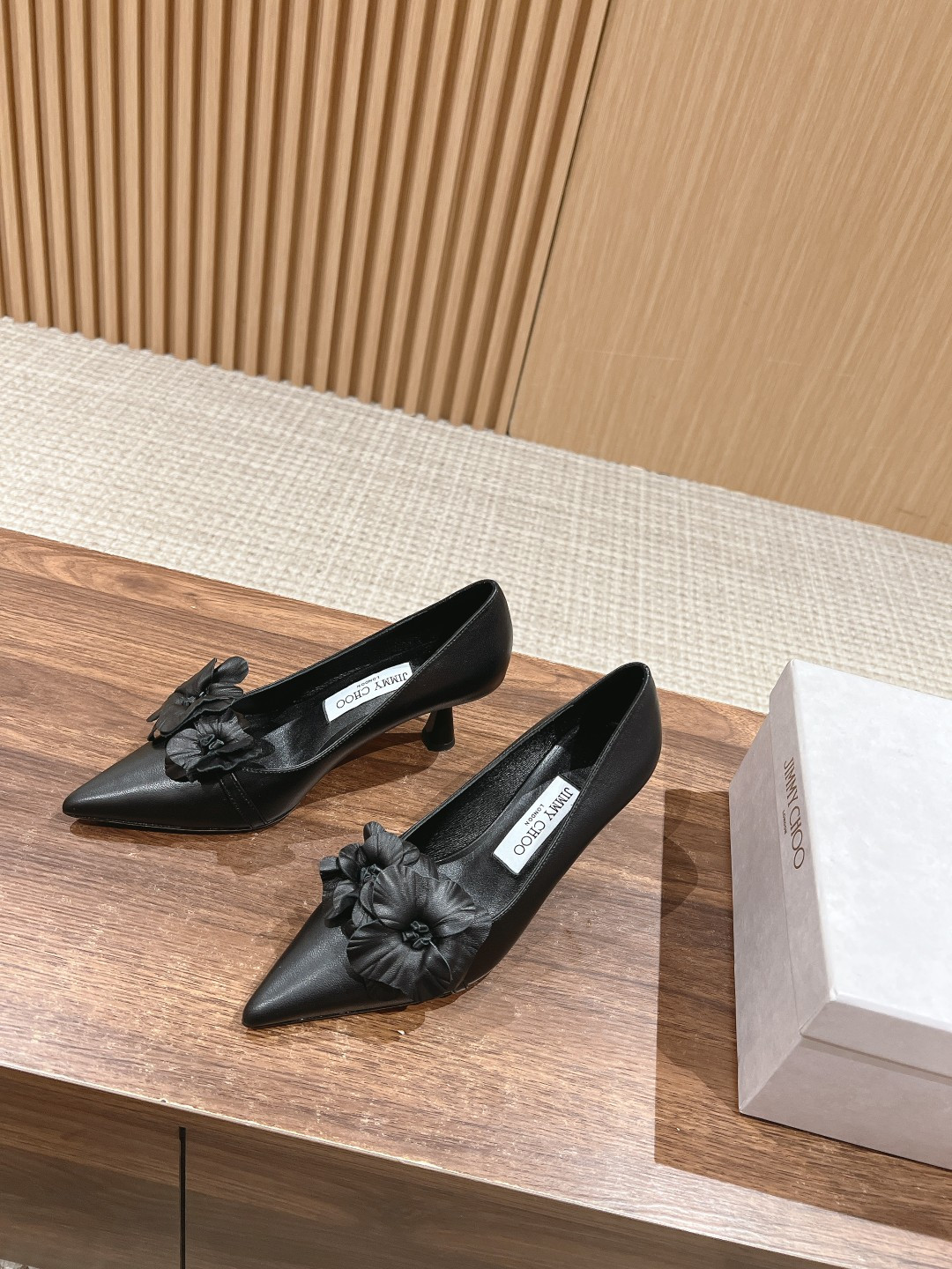 ua Ji*y Ch* rosalia flowers pumps 6.5cm