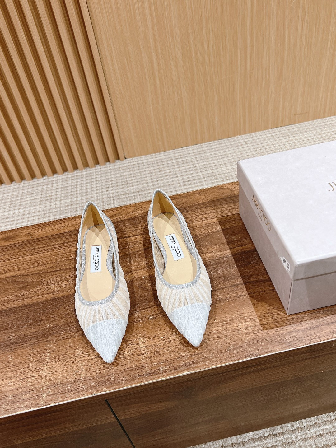 ua Ji*y Ch* flat shoes