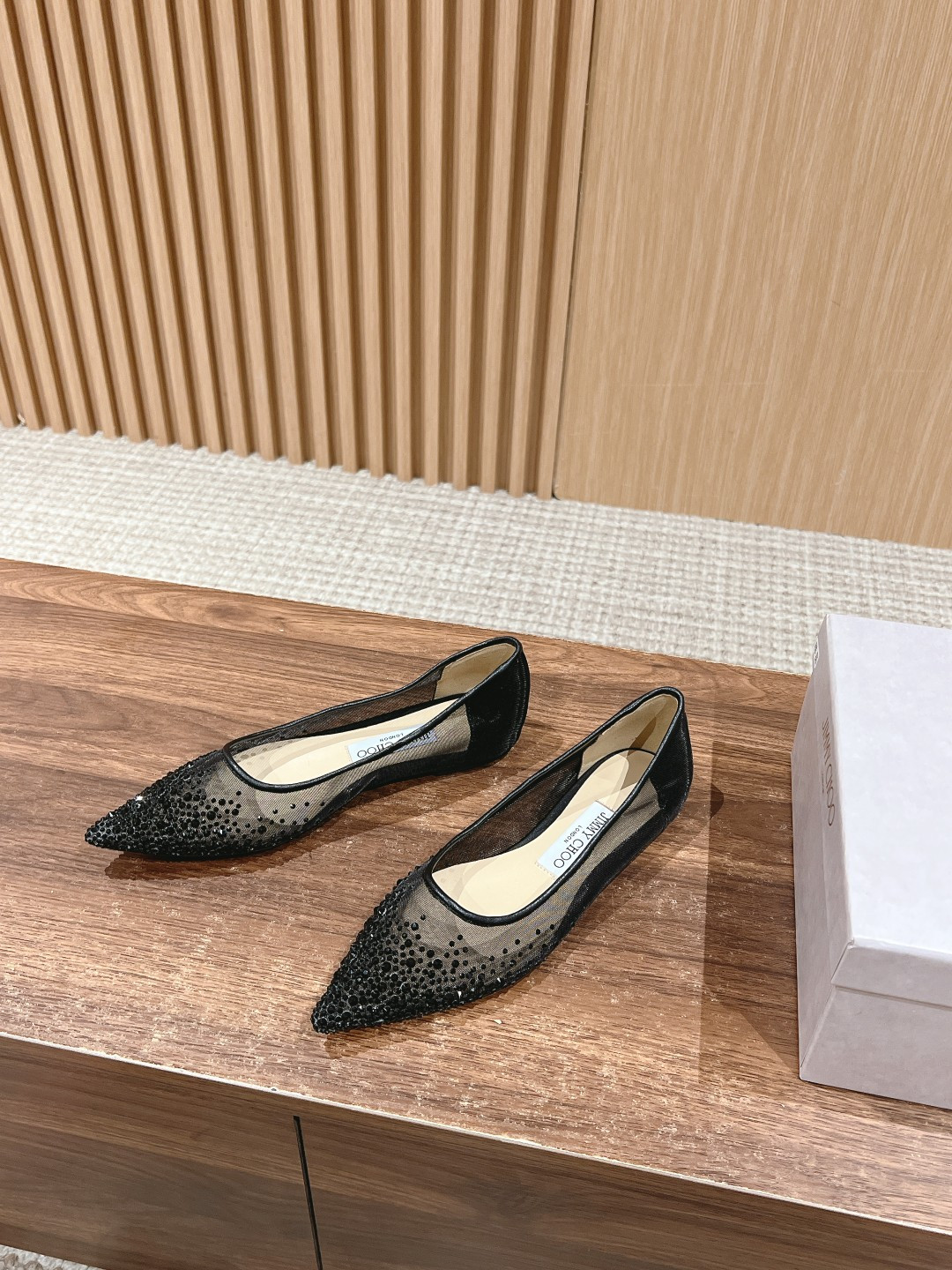 ua Ji*y Ch* flat shoes
