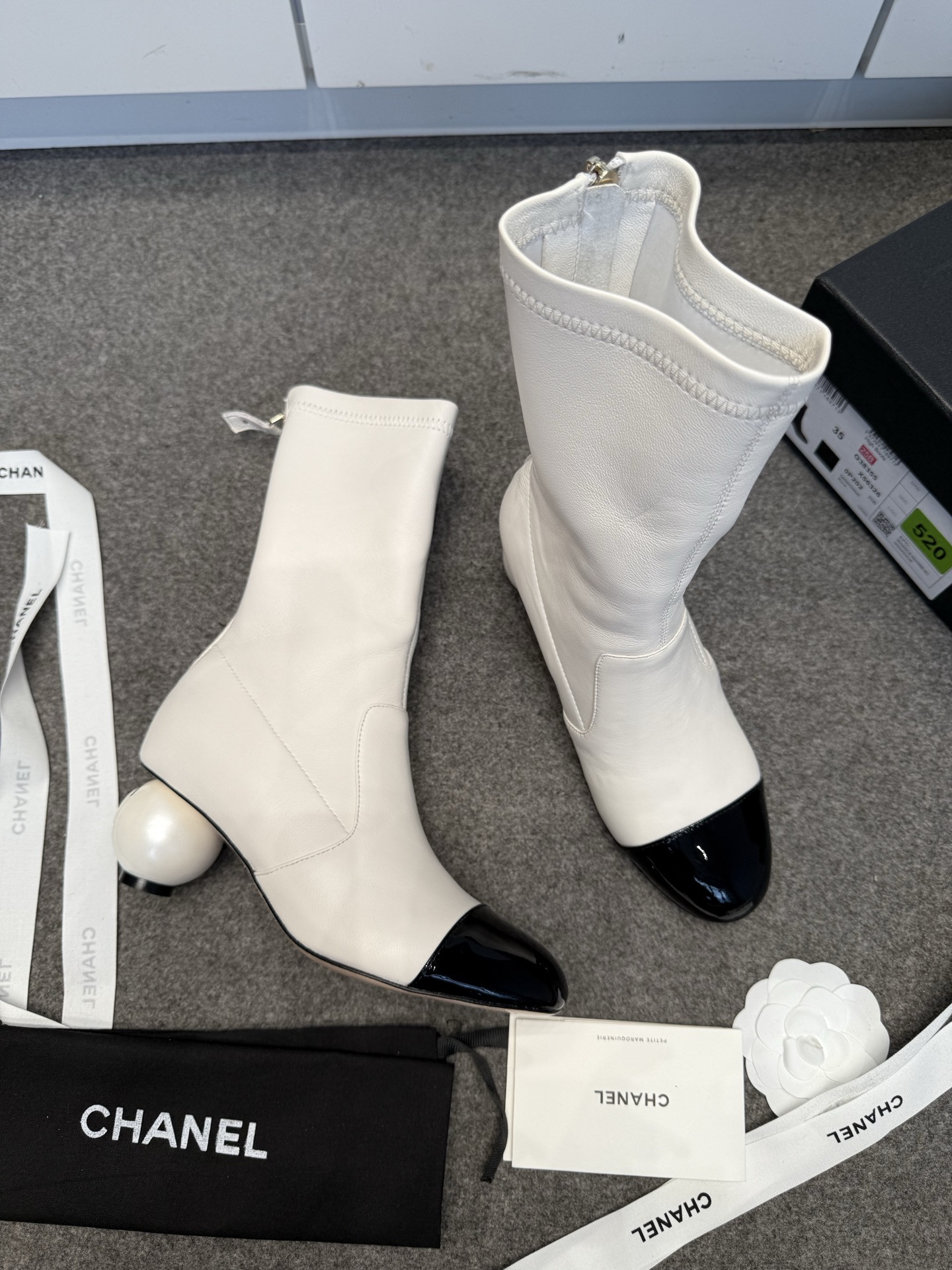 ua Ch*el mid-calf boots 6.5cm heel